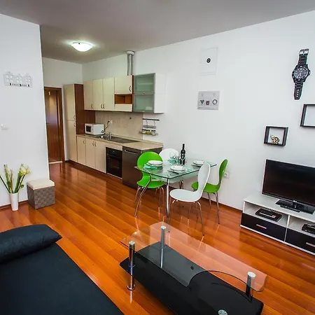 Appartement Nikolic 2 *